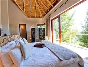 Tamodi Lodge Plettenbergbaai Buitenkant foto